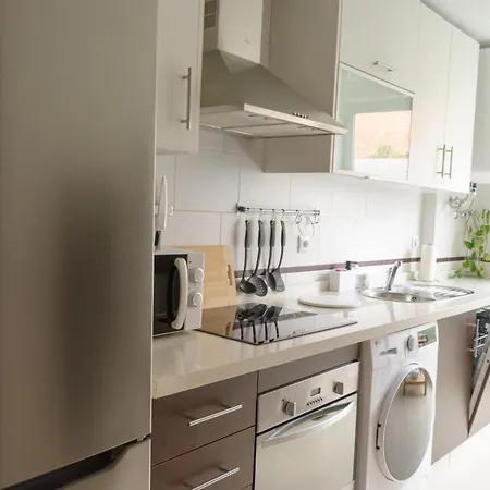 Apartamento Nuevo, Con Parking Gratuito Y A Un Paso Del Casco Historico