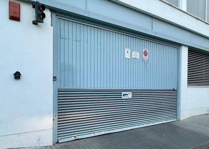 Confort A Un Paso Del Casco Historico, Parking Gratis En El Mismo Edificio Appartement *